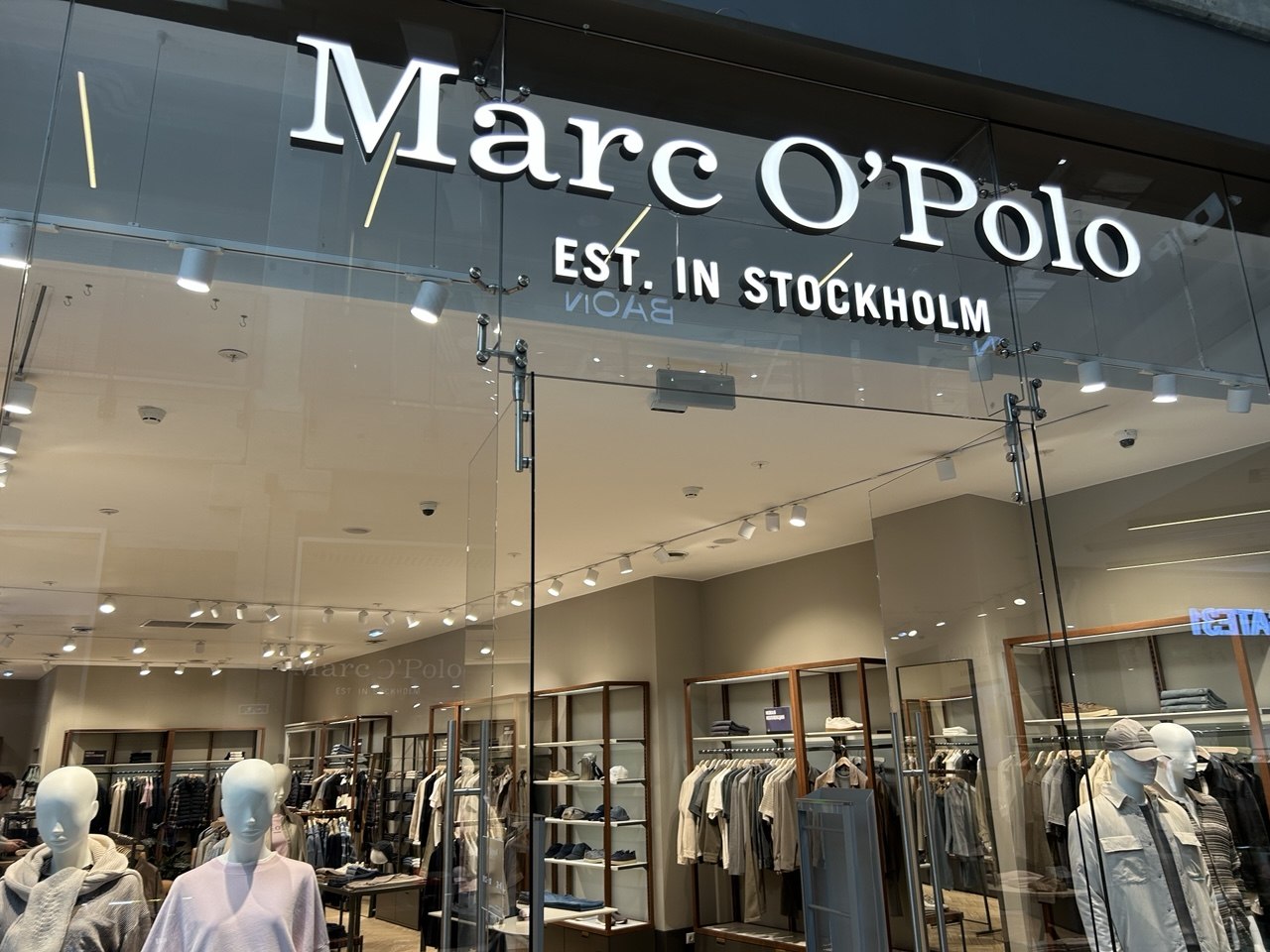 Магазин одежды Marc`o Polo