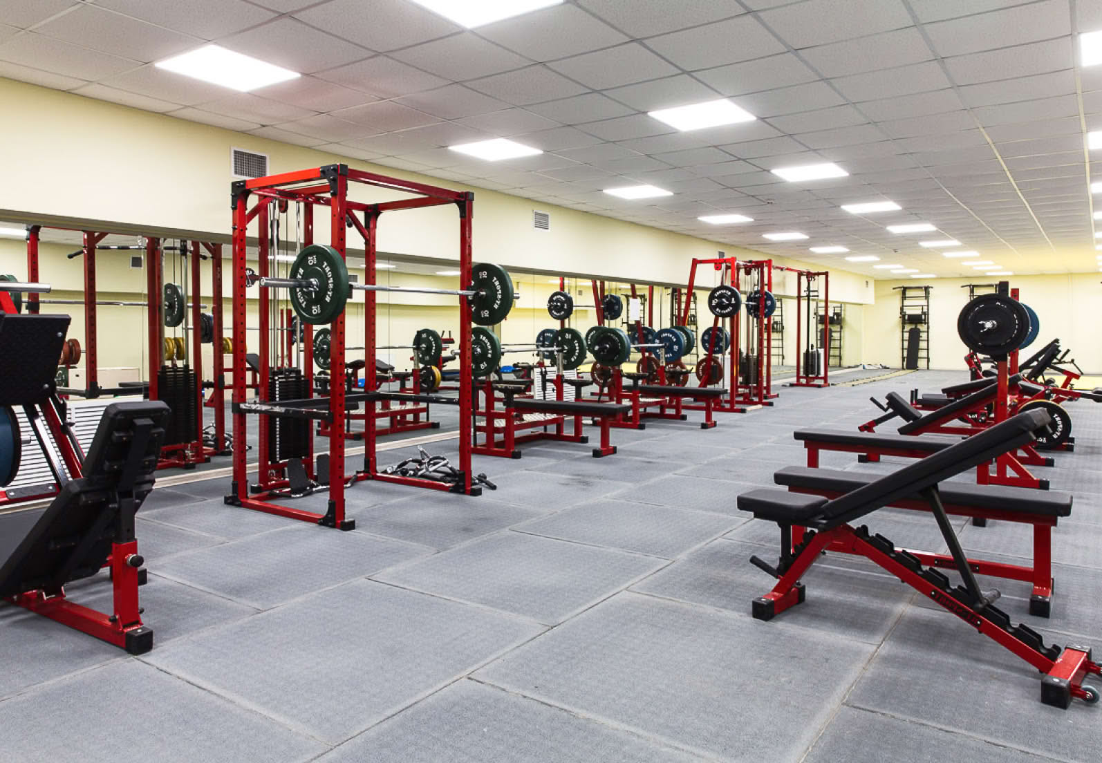 Спортивные залы